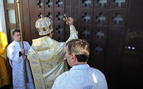 Патріарх УГКЦ відкрив у Церкві Двері Божого милосердя.(ФОТО)
